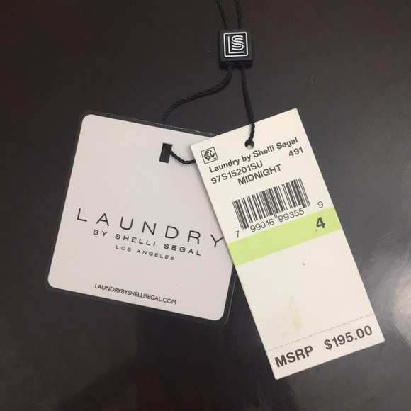 Laundry by Shelli Segal Tiered Chiffon Gown - Picture 7 of 7